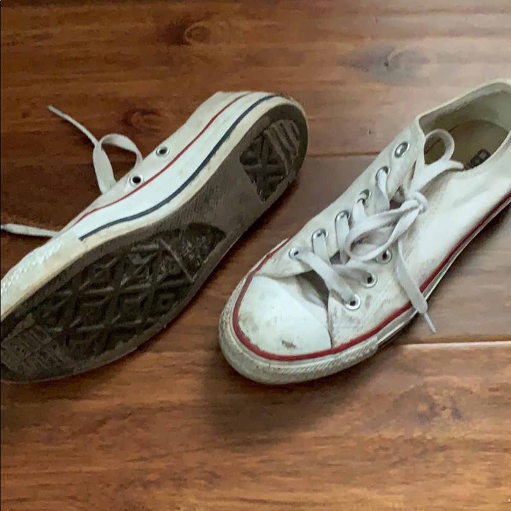 Converse - Picture 2 of 2